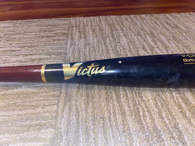 2020 Wood (-3) 28 oz 31" V-CUT Bat