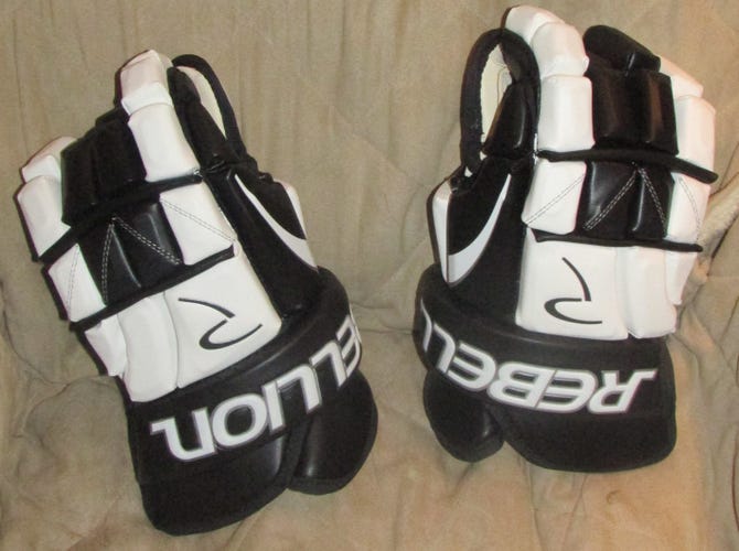 New 13.5" Rebellion 5500 Senior ice hockey gloves various colors
