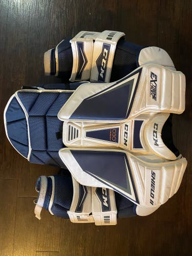 Used Large CCM Extreme Flex Shield II Goalie Chest Protector Pro Stock (Custom carbon fiber added)