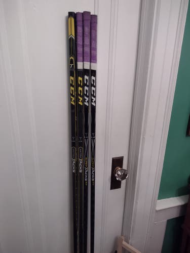 *2 Pack* CCM Ultra Tacks RH 85 Flex P6 / P91A