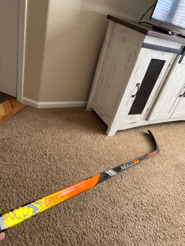 New Right Handed 70 Flex P28 Nexus Geo Limited Edition Zac Bell Hockey Stick