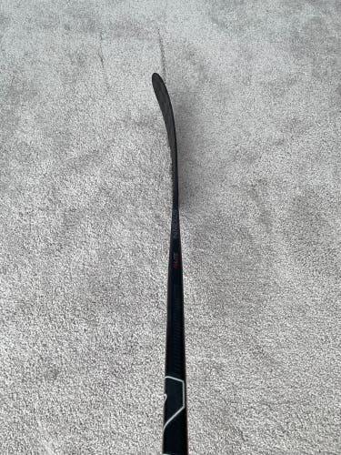Bauer 2NPROXL | RH | P28M | 95 Flex