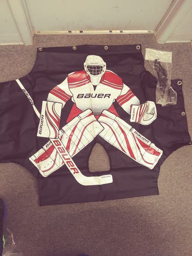 New Bauer 54" wide by 44" tall Street Hockey Shooter Tutor