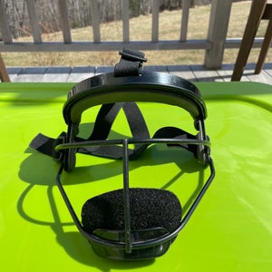 Used Rip It Adult Softball Face Guard