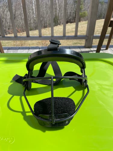 Used Rip It Adult Softball Face Guard