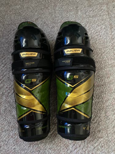 Bauer  Supreme 3S  Shin Pads