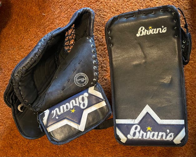 Brian’s vintage Air Hook and AirLite Mitts Full Right
