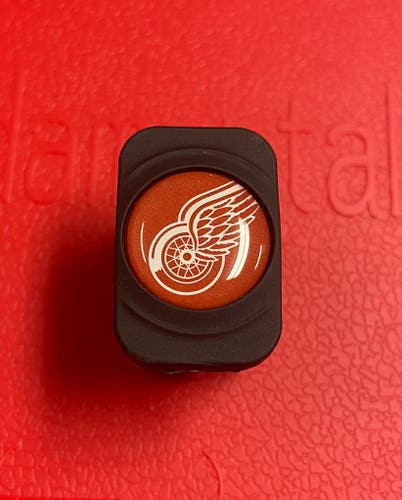 Detroit Red Wing Butt End