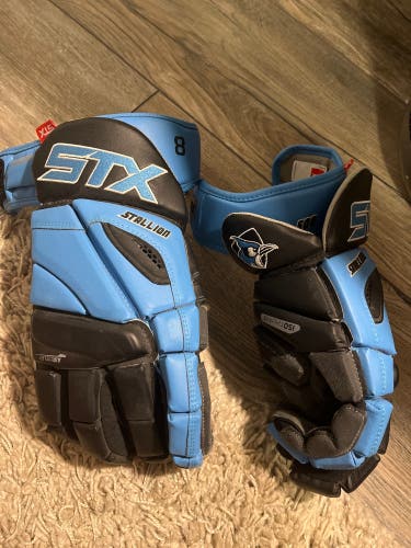 Hopkins STX Stallion 500 Lacrosse Gloves