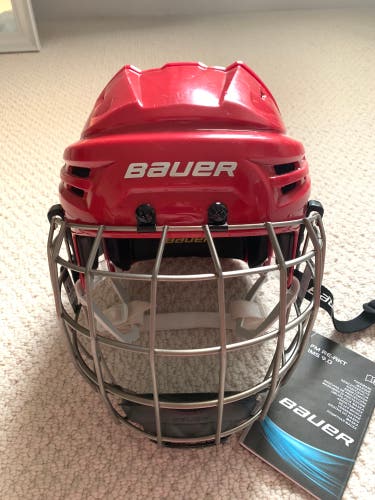 Medium Bauer  Re-Akt Helmet