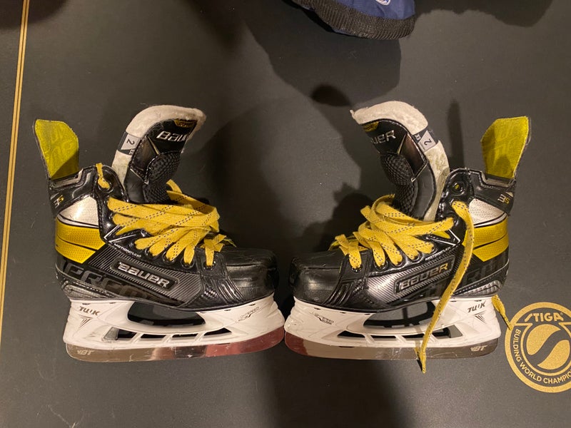 Junior Used Bauer Supreme 3S Hockey Skates Extra Wide Width Size 2