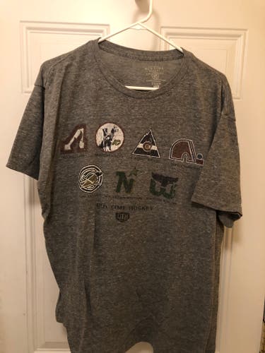 Old Time Hockey Vintage Logos T shirt XL
