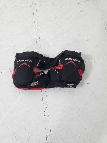Used Bauer Vapor X900 Goalie Knee Pads Youth