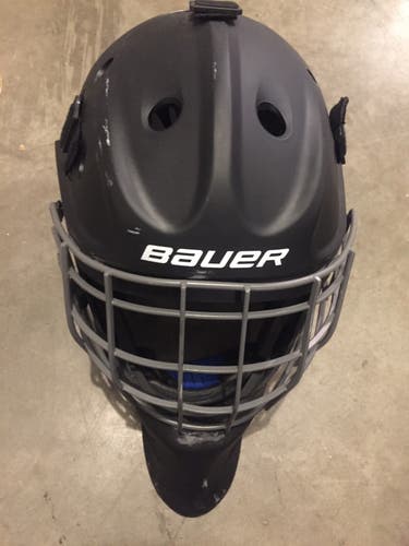 Bauer NME 5  Senior Goalie Mask Flat Black Used