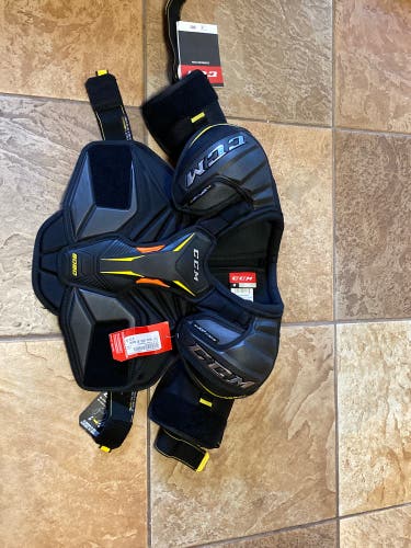 CCM Tacks 9080 Senior Shoulder Pads