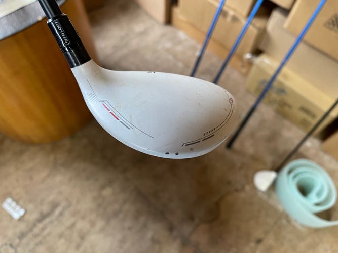 Men's Used TaylorMade Right Handed R11 Fairway Wood Stiff Flex 7 Wood