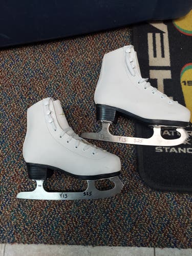 Used Figure Skates Size 13