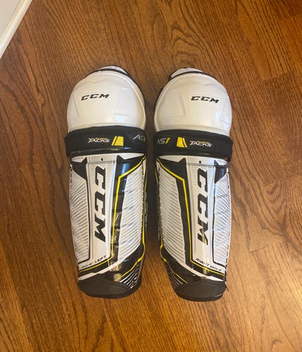CCM Super Tacks AS1 Shin Pads 13