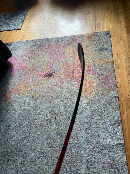 Senior Left Hand Toe Pattern Pro Stock Covert QR Edge Hockey Stick