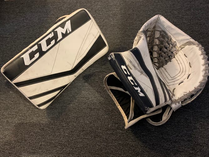 CCM Junior Glove And Blocker Set Double Tee White/Black