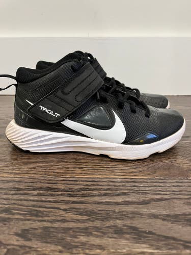 Nike Kids Force Trout 7 Turf Baseball Shoes Size 3.5Y