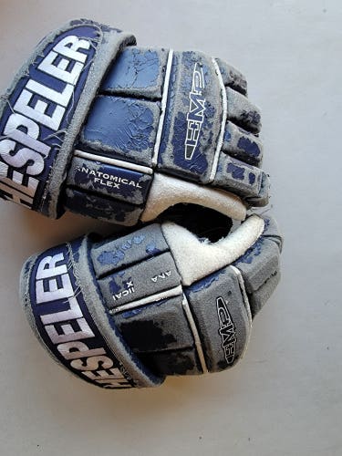 Hespeler HMP Blue Used Gloves 14"