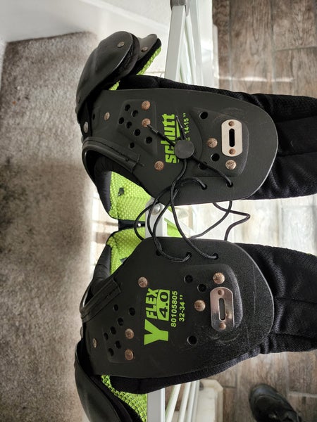 Youth Used Large Schutt Shoulder Pads