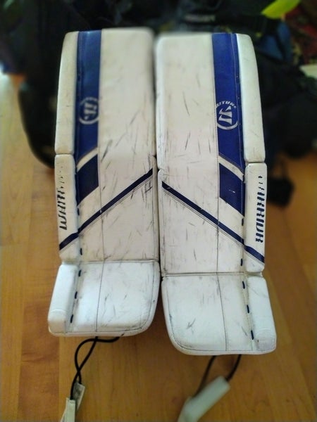 Used 28" Warrior Ritual G5 Goalie Leg Pads