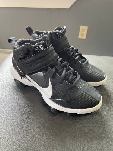 Nike trout baseball cleats