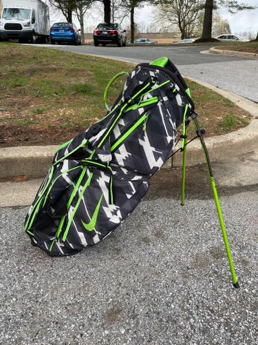 Nike Extreme Sport Stand Golf