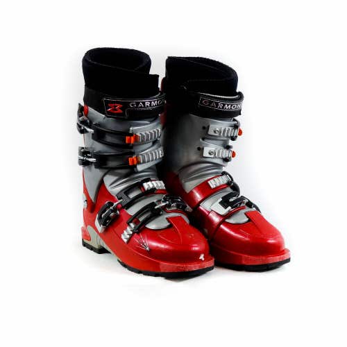 25.5 Garmont G-Ride Ski Boot w/ Intuition Liner | USED