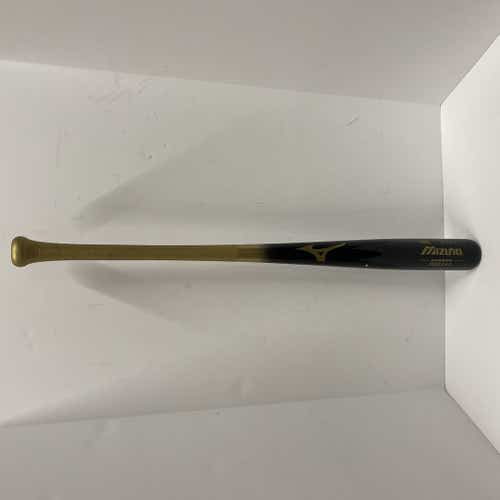 Used Mizuno Classic Bamboo Mzb243 33" Wood Bats