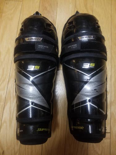 Jr Used Bauer Supreme 3S Shin Pads - 12"