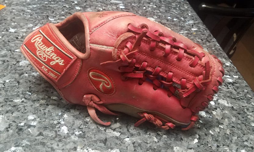 Used Rawlings Right Hand Throw Infield Gold Glove Elite Baseball Glove 11.5"