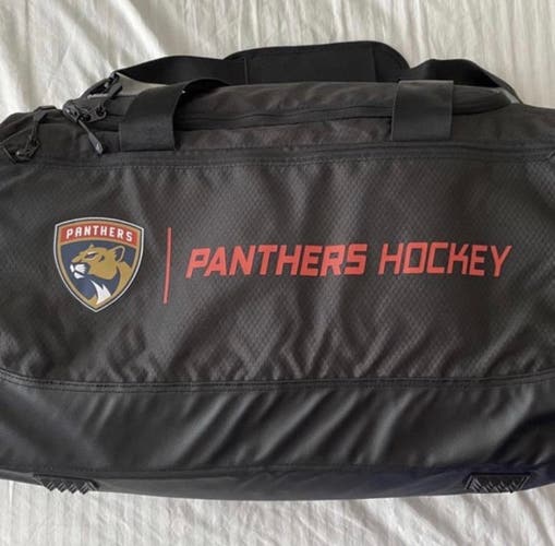 Florida Panthers NHL Hockey Team Issued Coaches/ Duffle Bag