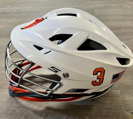 Player's Cascade S Helmet