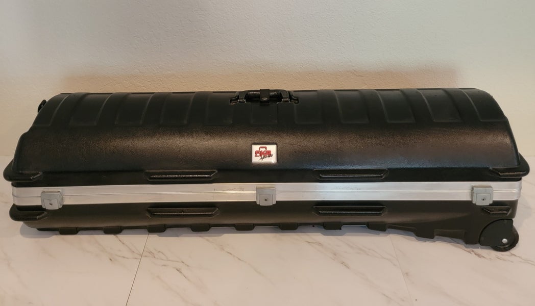 Used SKB Golf Hardcase Travel Case/ Roll Around/ Excellent Condition!!! (SKU572)