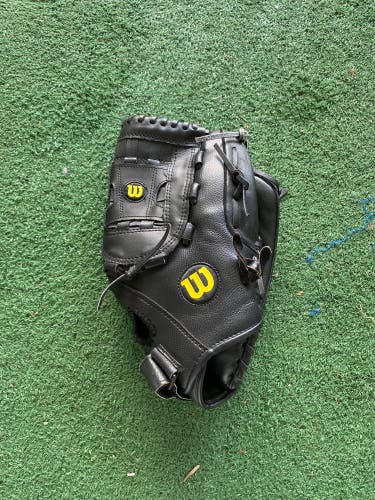 Outfield 14" A2444 Softball Glove