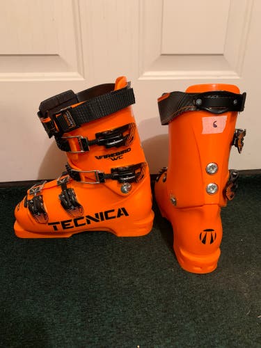 Brand New Tecnica Firebird Race Boots Make An Offer!