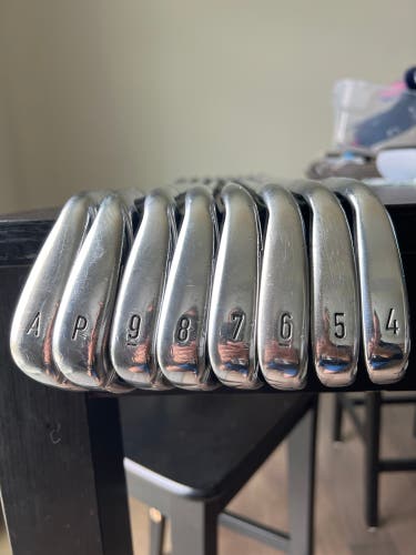 RH Callaway Apex Pro 16 Irons (4-PW, AW)