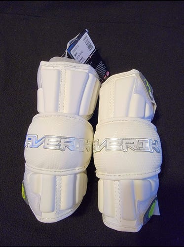 Brand New Small Maverik M4 Arm Pads