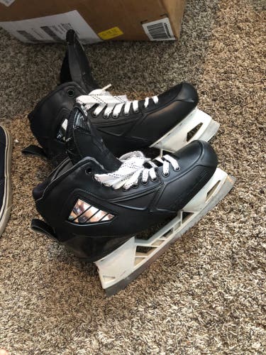 Used True Regular Width Size 8 2 Piece Hockey Goalie Skates