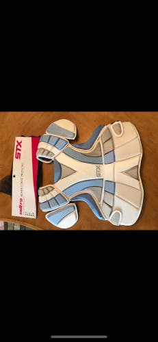 Womens large lacrosse goalie chest protector brand new!