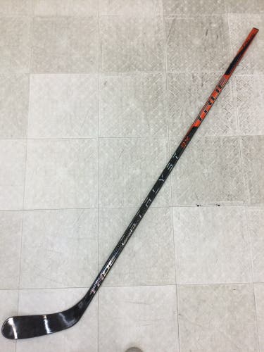 Elias Lindholm Pro Stock TRUE Catalyst 9X Hockey Stick