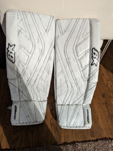 Used 33" Brian's GNETiK lV Goalie Leg Pads