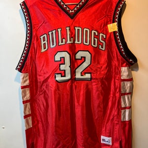 Red  Adult XL  basketball Jersey Columbus    bulldogs . # 32