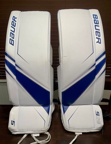 35" Bauer  Supreme S29 Goalie Leg Pads - FANTASTIC CONDITION
