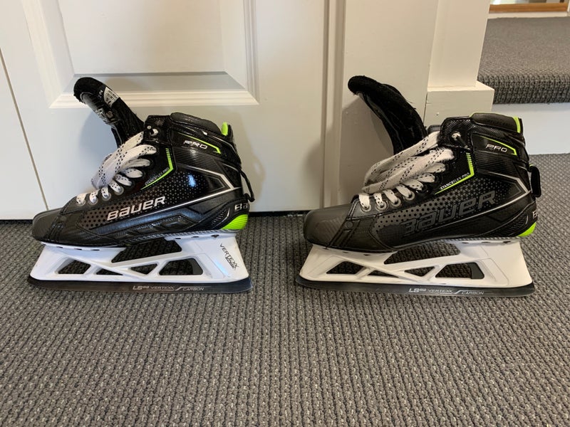 Like New: Senior Bauer Pro Hockey Goalie Skates Size 7.5