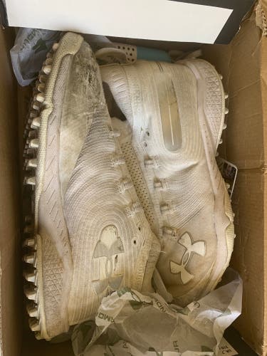 White Used Turf Cleats Low Cut Spotlight