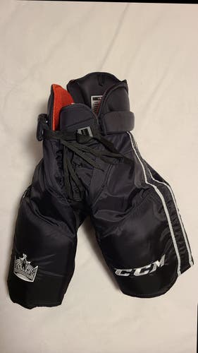 Senior New Medium CCM HP45 Hockey Pants Pro Stock